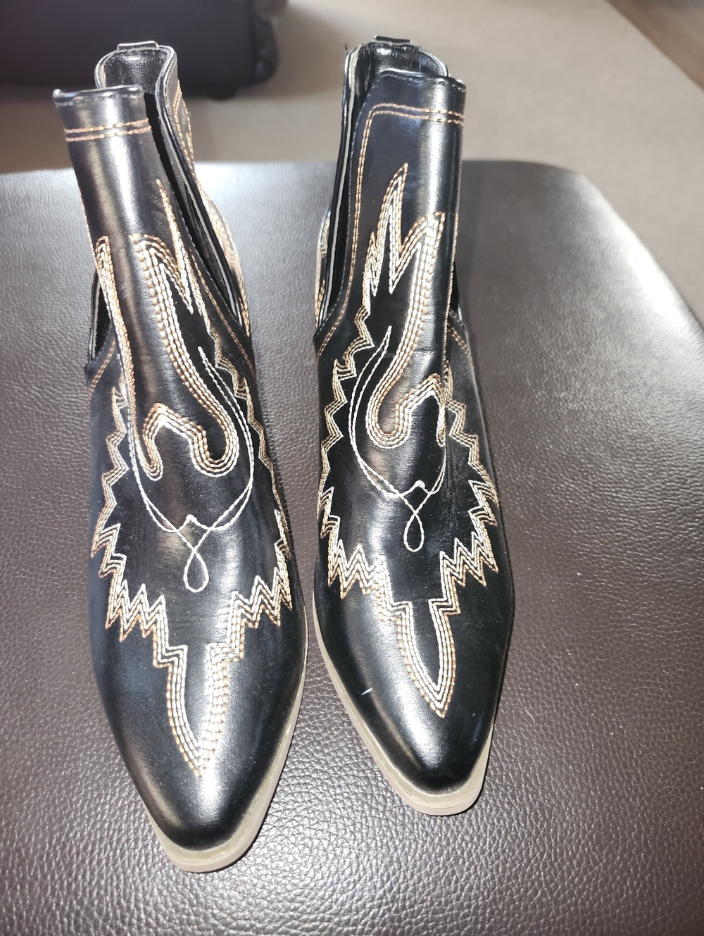 Women's Black Western Ankle Boots with Contrast Stitching